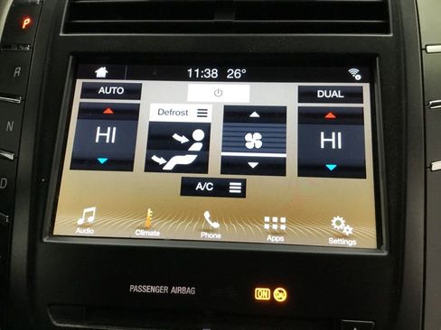 Used 2018 Lincoln MKC Premiere image 27