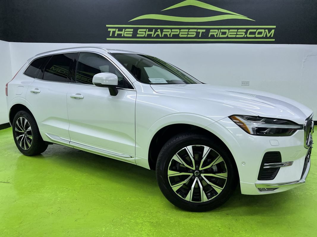 Used 2023 Volvo XC60 B5 Plus FWD image 1