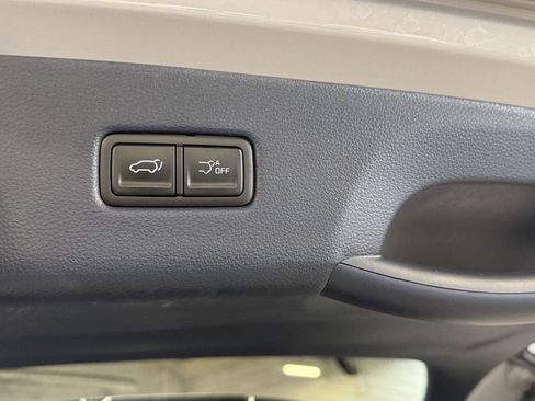 Used 2026 Kia Carnival SX Prestige FWD image 27