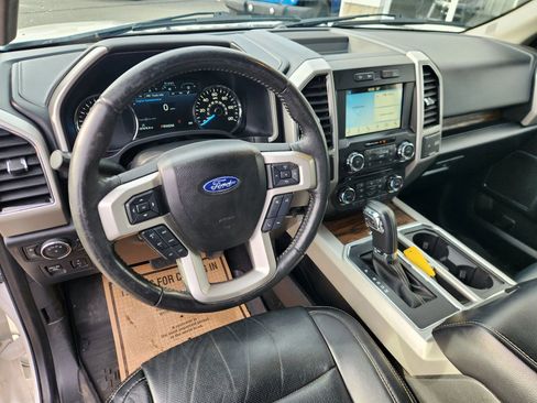 Used 2018 Ford F150 Lariat w/ FX4 Off-Road Package image 29