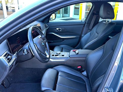 Used 2024 BMW 330i Sedan w/ Premium Package RWD image 7
