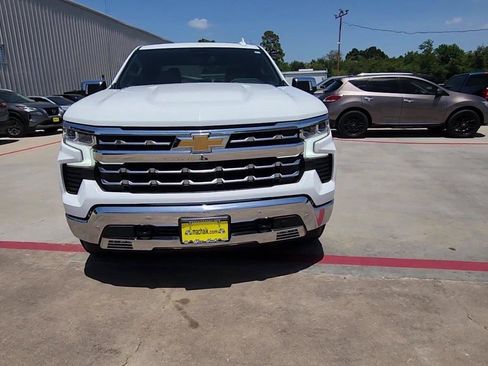Used 2023 Chevrolet Silverado 1500 LTZ w/ Z71 Off-Road Package AWD/4WD image 3