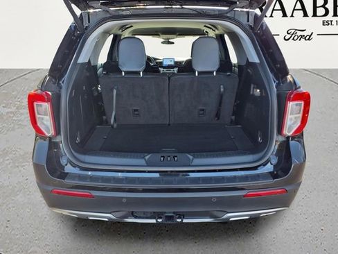 Used 2023 Ford Explorer XLT w/ Equipment Group 202A AWD/4WD image 10