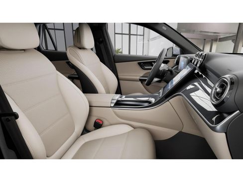 New 2026 Mercedes-Benz GLC 300 4MATIC image 4