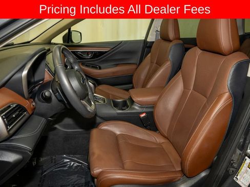 Used 2023 Subaru Outback Touring AWD/4WD image 12