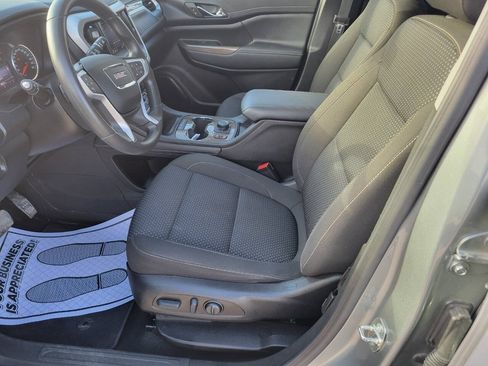Used 2023 GMC Acadia SLE w/ Elevation Edition AWD/4WD image 9