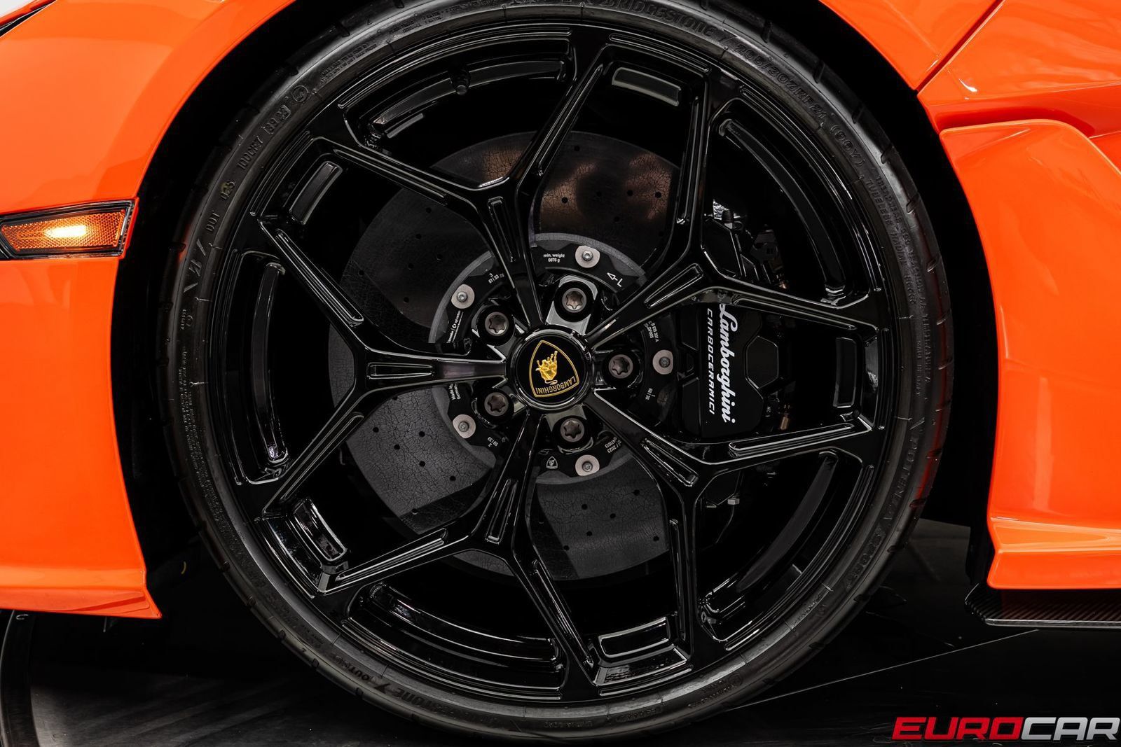 Used 2024 Lamborghini Revuelto AWD/4WD image 33