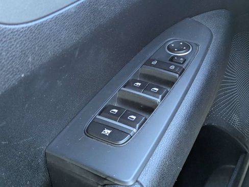 Used 2019 Kia Forte LXS FWD image 21