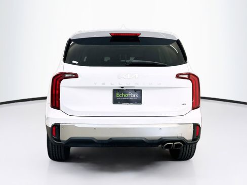 Used 2025 Kia Telluride S image 7