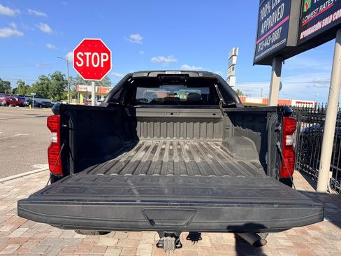 Used 2020 Chevrolet Silverado 2500 LT AWD/4WD image 15