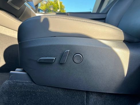 Used 2023 Tesla Model Y Performance AWD/4WD image 20