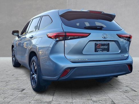 Used 2020 Toyota Highlander XLE image 7