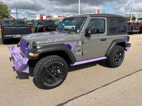 Used 2020 Jeep Wrangler Sport AWD/4WD image 2