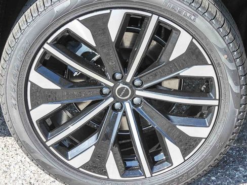 New 2026 Volvo XC90 T8 Ultra w/ Protection Package Premier AWD/4WD image 11