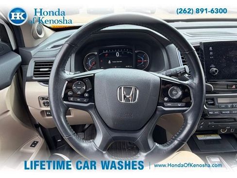 Used 2019 Honda Pilot Elite image 3