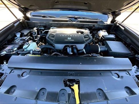 Used 2025 INFINITI QX80 Luxe image 10