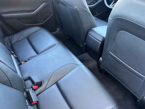 Used 2022 MAZDA MAZDA3 s image 29