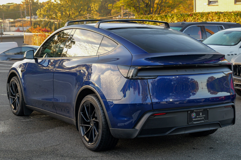 Used 2026 Tesla Model Y Long Range AWD/4WD image 5
