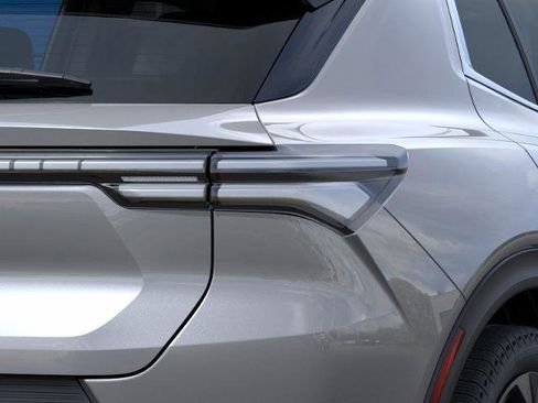 New 2026 Chevrolet Equinox EV LT image 11