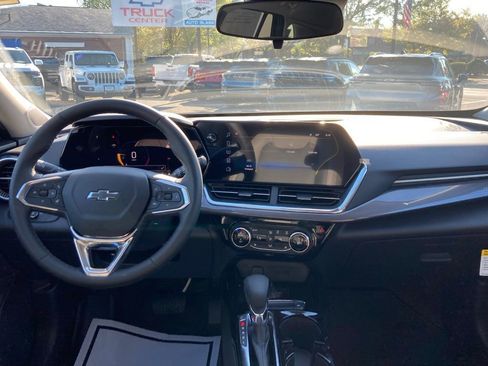 New 2026 Chevrolet Trax ACTIV w/ Driver Confidence Package image 11