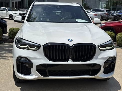 Used 2021 BMW X5 xDrive40i w/ M Sport Package AWD/4WD image 13