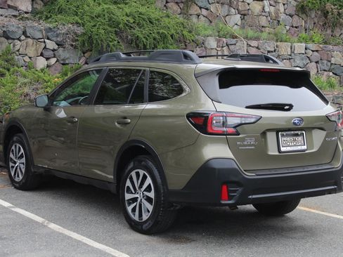 Used 2020 Subaru Outback Premium AWD/4WD image 7