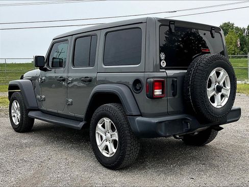 Used 2021 Jeep Wrangler Unlimited Sport w/ Sun And Sound Package AWD/4WD image 3