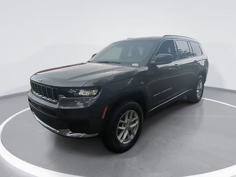 New 2025 Jeep Grand Cherokee L Laredo w/ Luxury Tech Group I AWD/4WD image 1