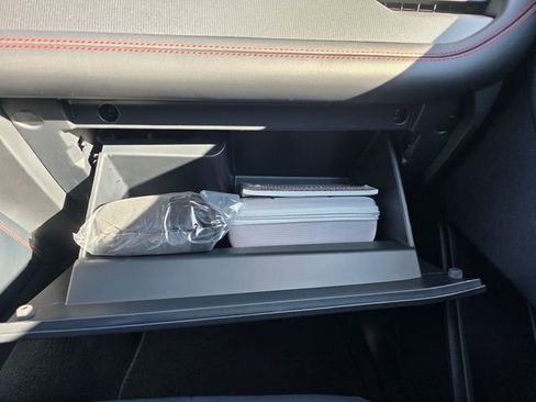 New 2026 Ford Explorer ST-Line w/ ST-Line Street Pack image 32