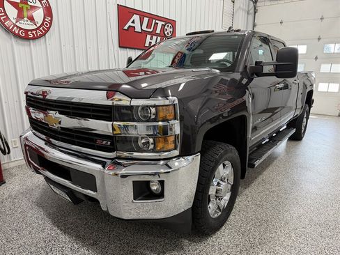 Used 2015 Chevrolet Silverado 2500 LTZ w/ Duramax Plus Package AWD/4WD image 2