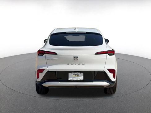 Used 2025 Buick Envista Sport Touring image 12