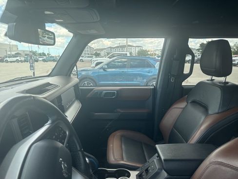 Used 2021 Ford Bronco Outer Banks image 10