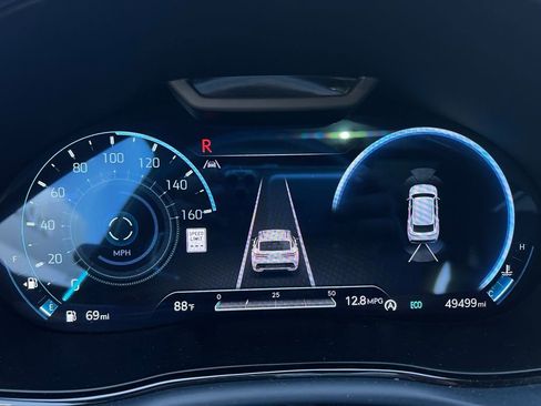 Used 2023 Genesis GV70 2.5T w/ Sport Prestige Package image 20