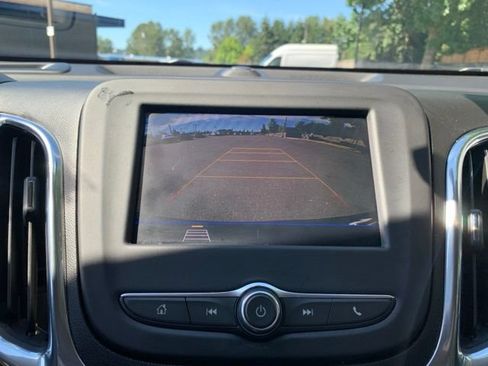 Used 2020 Chevrolet Equinox LT w/ Sport Edition AWD/4WD image 19