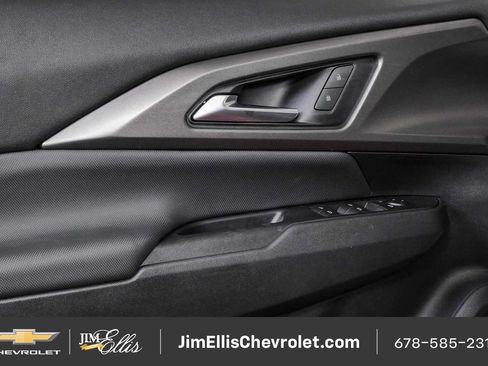 Certified 2026 Chevrolet Equinox EV LT w/ Comfort Package FWD image 6