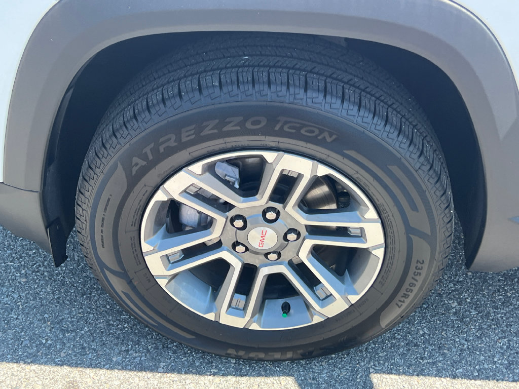 Used 2025 GMC Terrain Elevation AWD/4WD image 11