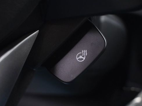 Used 2021 Subaru Ascent Limited w/ Technology Package image 41