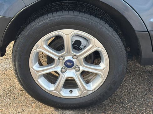 Used 2021 Ford EcoSport SE w/ SE Convenience Package image 21