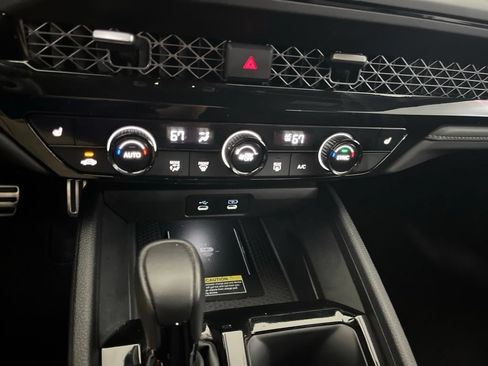 Used 2025 Honda Accord Sport image 68