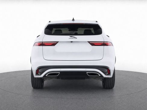 Used 2024 Jaguar F-PACE R-Dynamic S AWD/4WD image 5