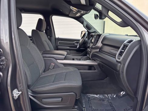 Used 2020 RAM 1500 Big Horn AWD/4WD image 14