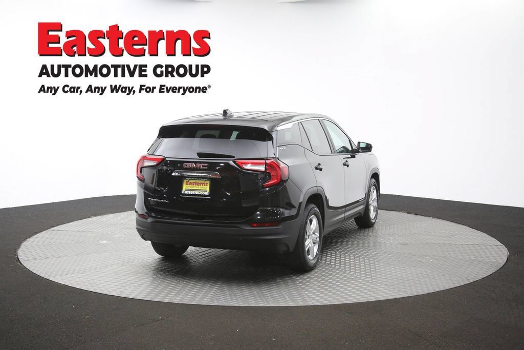 Used 2024 GMC Terrain SLE FWD image 39