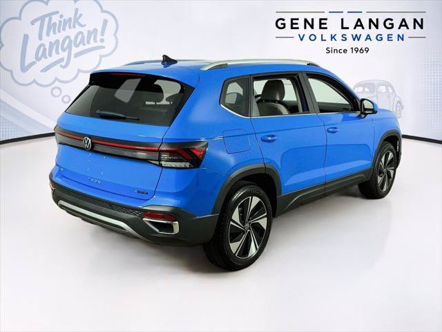 New 2027 Volkswagen Taos SE AWD/4WD image 5