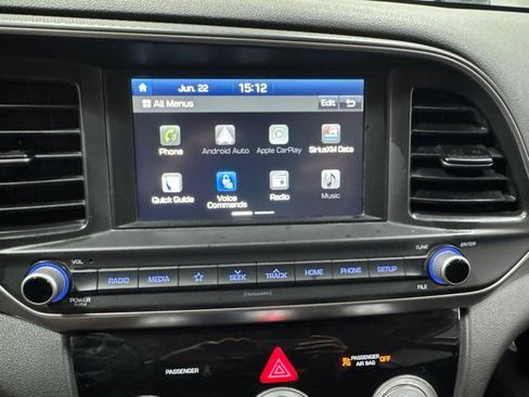 Used 2019 Hyundai Elantra SEL w/ Cargo Package FWD image 17