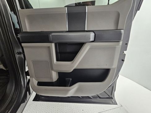 Used 2017 Ford F250 XLT w/ XLT Value Package image 23