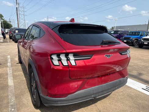 Used 2021 Ford Mustang Mach-E Select RWD image 5