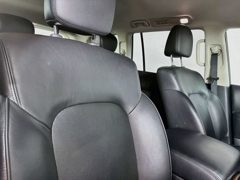 Used 2024 Nissan Armada SL w/ Captain's Chairs Package RWD image 37