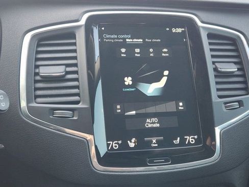 Used 2020 Volvo XC90 T6 Momentum image 20