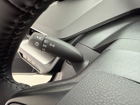 New 2026 Toyota Prius LE image 14