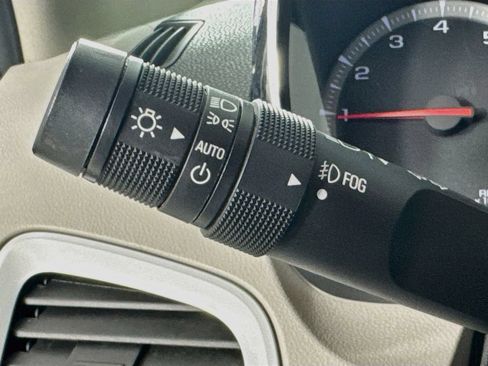Used 2015 GMC Terrain SLE FWD image 13
